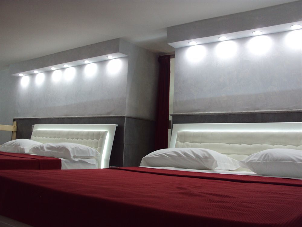 Suite Apartments Angioini Naples Exterior photo