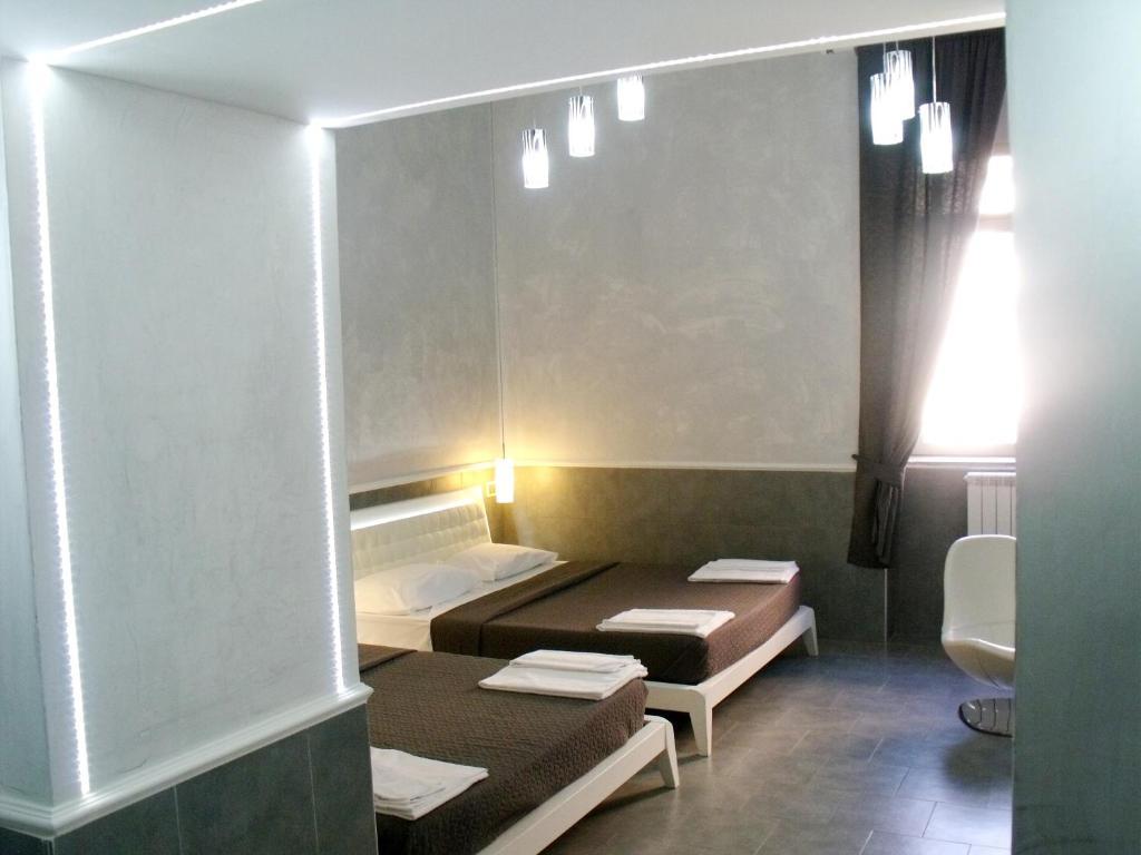Suite Apartments Angioini Naples Room photo
